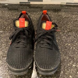 Mens Nike vapor max shoes